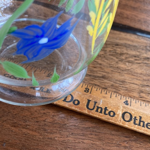 Hand Painted 🦋💐🌷🌼🌸 - Picture 4 of 5